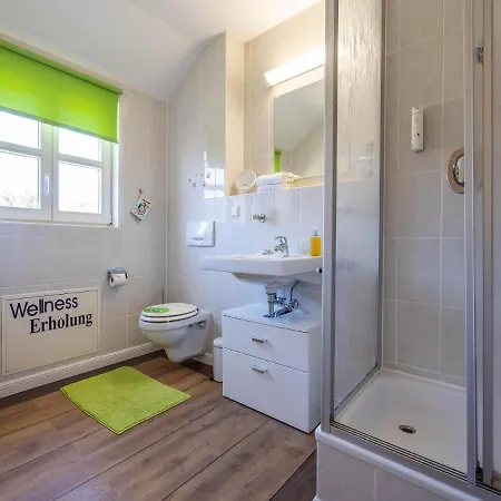 Rugana - Komfort Mit 1 Schlafzimmer B63 *